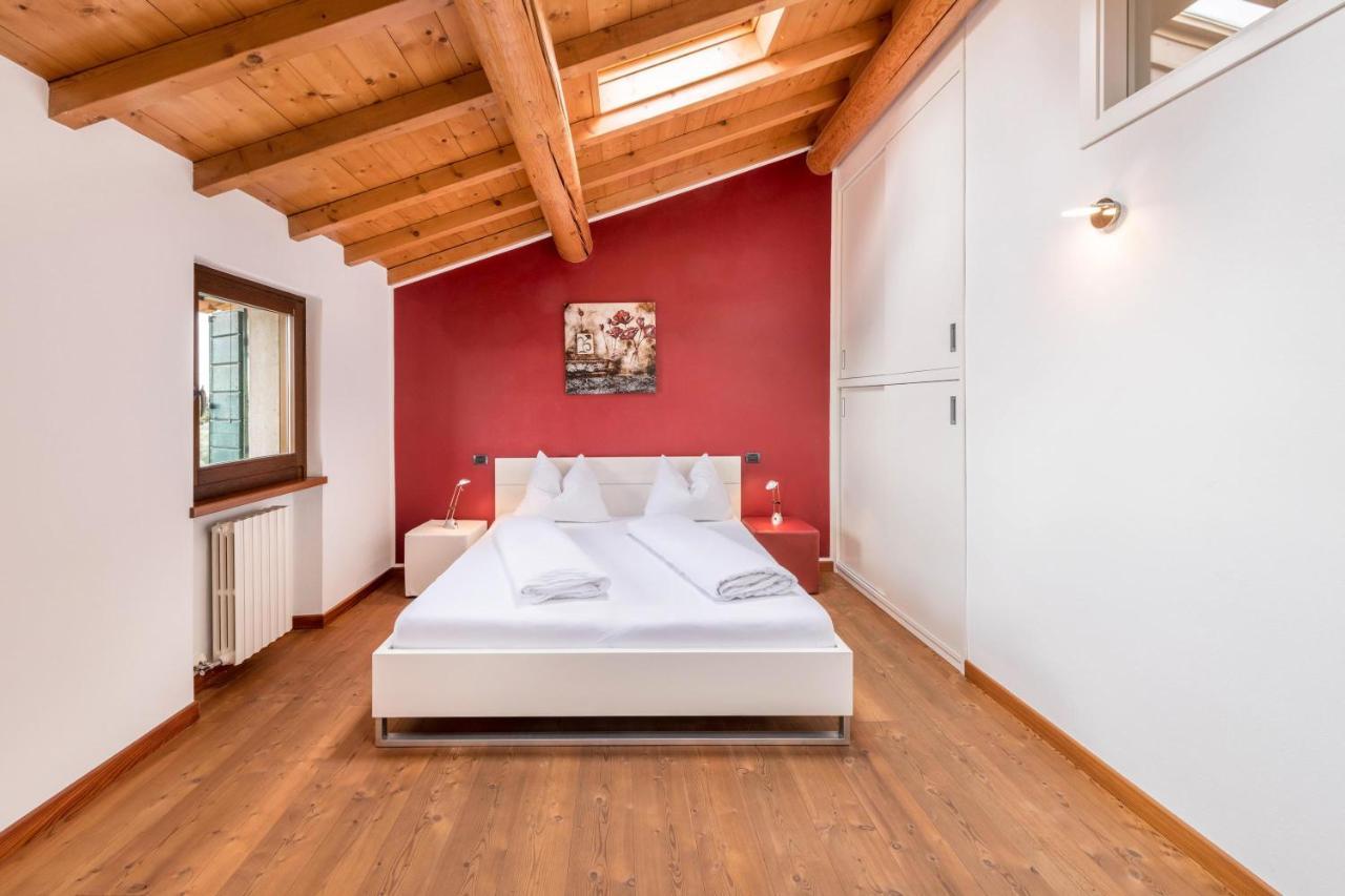 Casa Rustico Villa กอสเตร์มาโน ภายนอก รูปภาพ