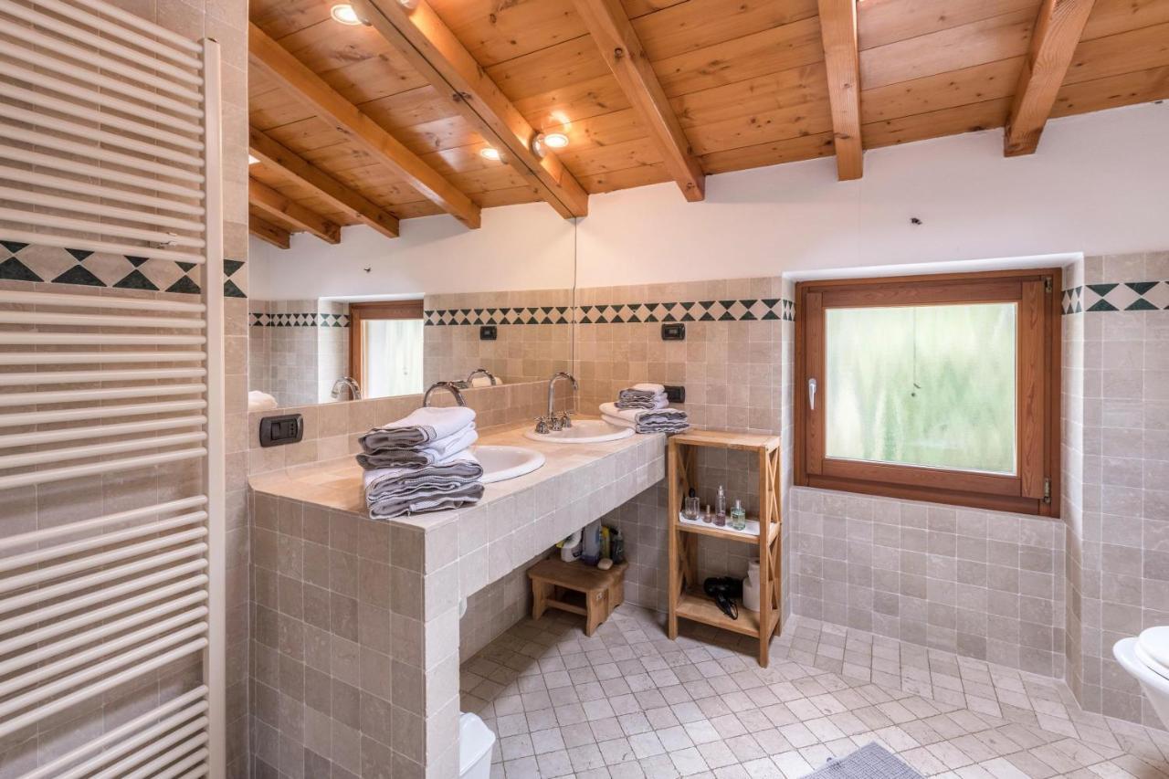 Casa Rustico Villa กอสเตร์มาโน ภายนอก รูปภาพ